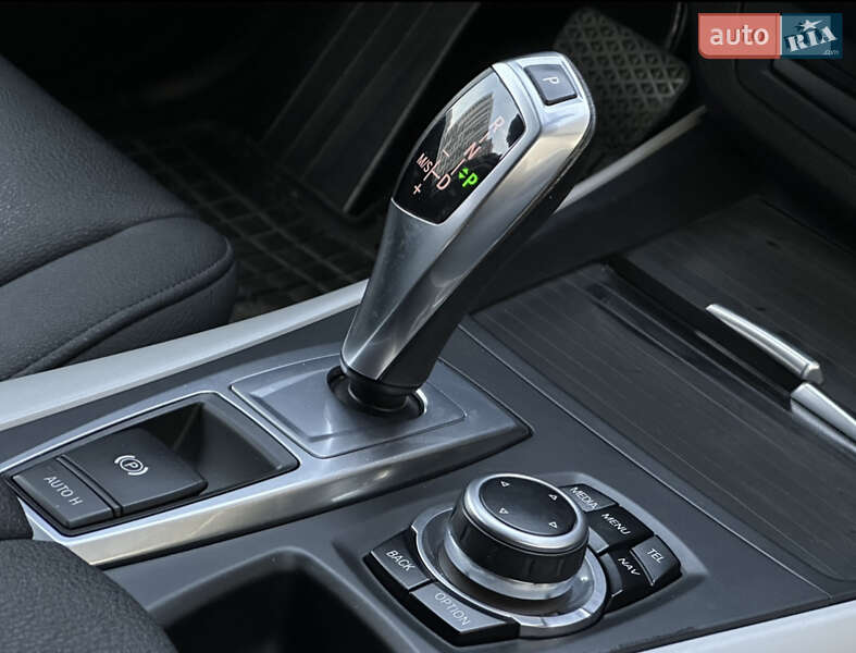 Внедорожник / Кроссовер BMW X5 2013 в Киеве