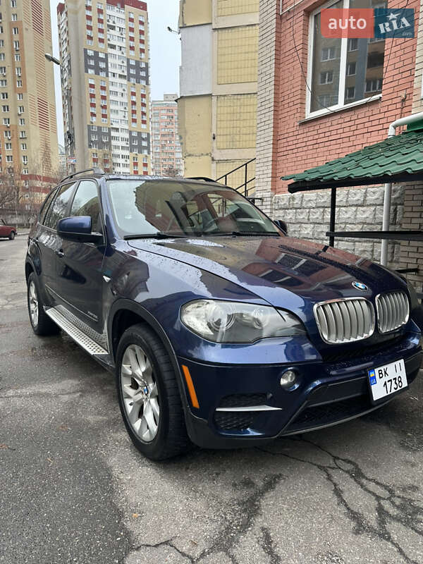 Позашляховик / Кросовер BMW X5 2010 в Києві