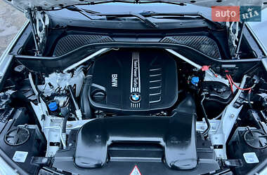 Внедорожник / Кроссовер BMW X5 2014 в 