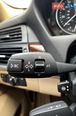 Внедорожник / Кроссовер BMW X5 2012 в 