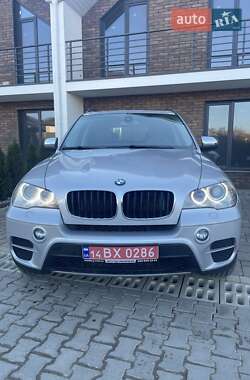 Внедорожник / Кроссовер BMW X5 2012 в Черновцах