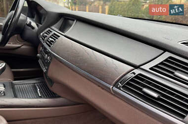 Внедорожник / Кроссовер BMW X5 2012 в 
