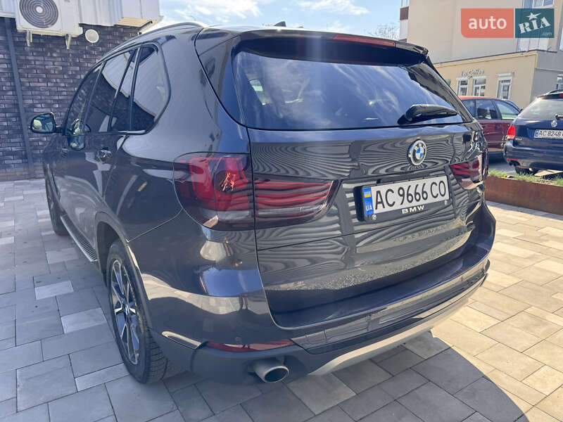 Внедорожник / Кроссовер BMW X5 2015 в Луцке