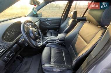 Позашляховик / Кросовер BMW X5 2004 в 
