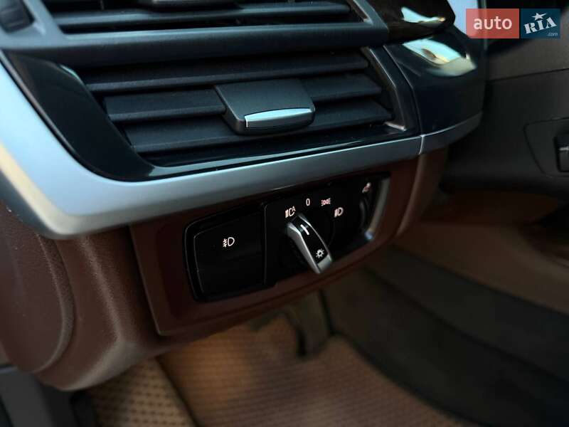 Позашляховик / Кросовер BMW X5 2015 в Черкасах