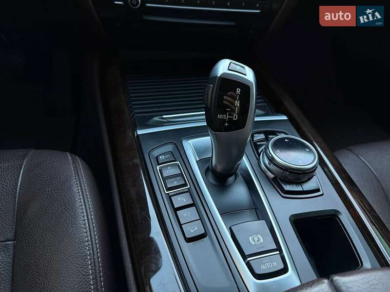 Позашляховик / Кросовер BMW X5 2015 в Черкасах