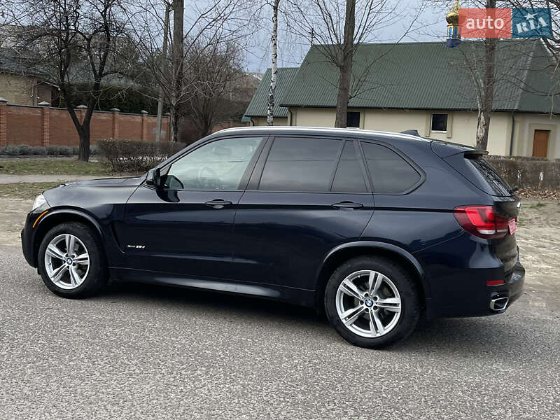 Позашляховик / Кросовер BMW X5 2017 в 