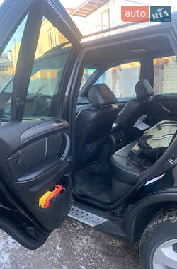 Внедорожник / Кроссовер BMW X5 2003 в 