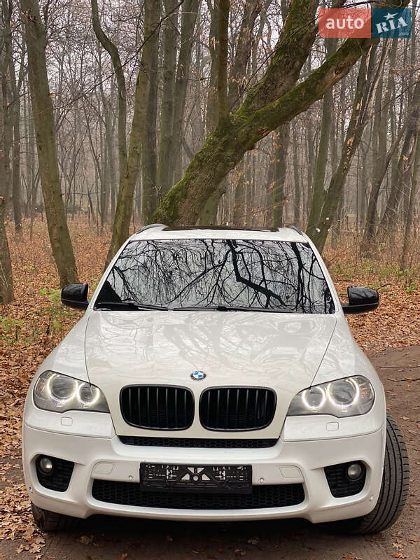Позашляховик / Кросовер BMW X5 2011 в Києві