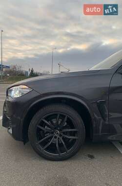 Внедорожник / Кроссовер BMW X5 2017 в Киеве