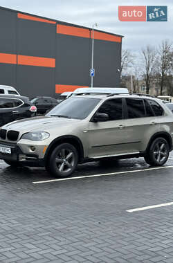 Внедорожник / Кроссовер BMW X5 2010 в Ужгороде