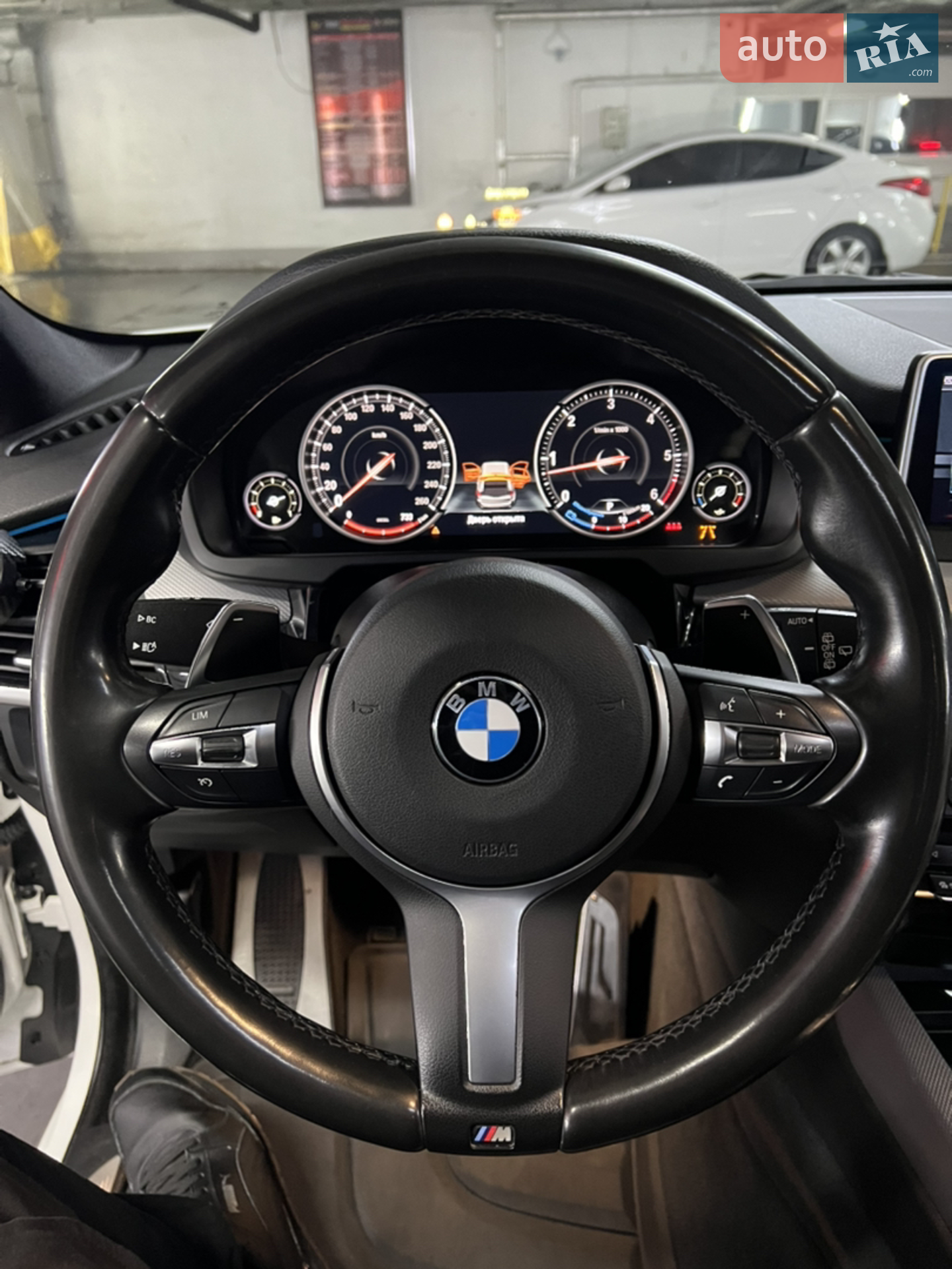 2016 BMW X5 - мініатюра 18