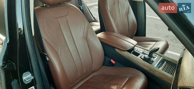 Внедорожник / Кроссовер BMW X5 2015 в Киеве