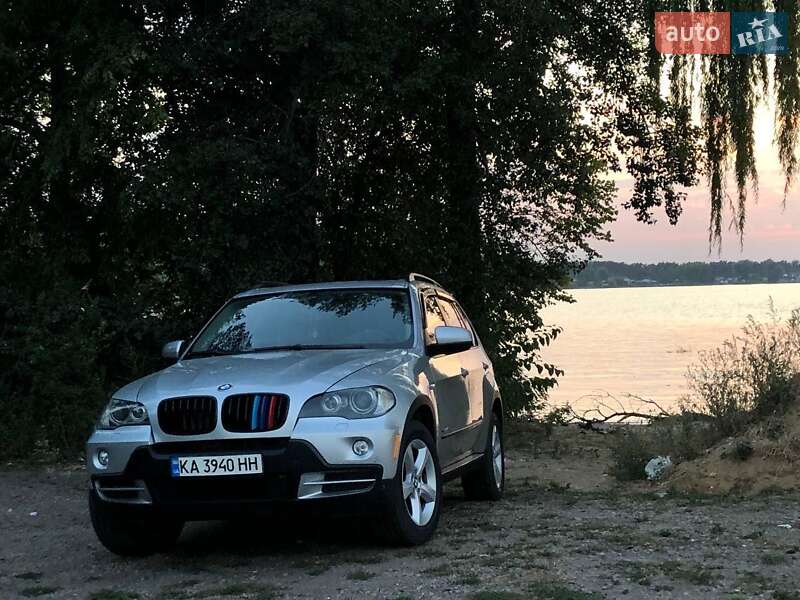 Внедорожник / Кроссовер BMW X5 2009 в 