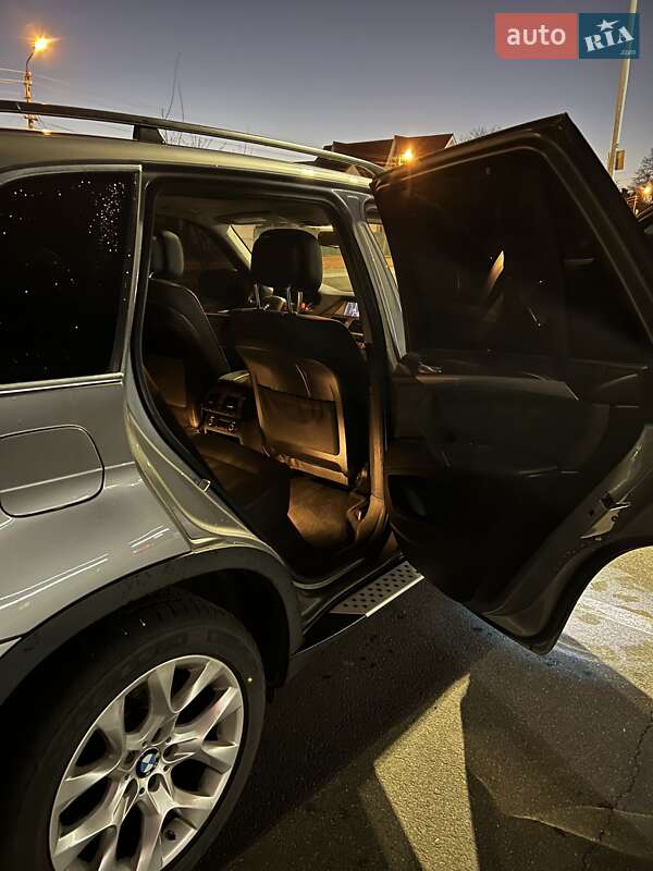 Позашляховик / Кросовер BMW X5 2013 в Києві