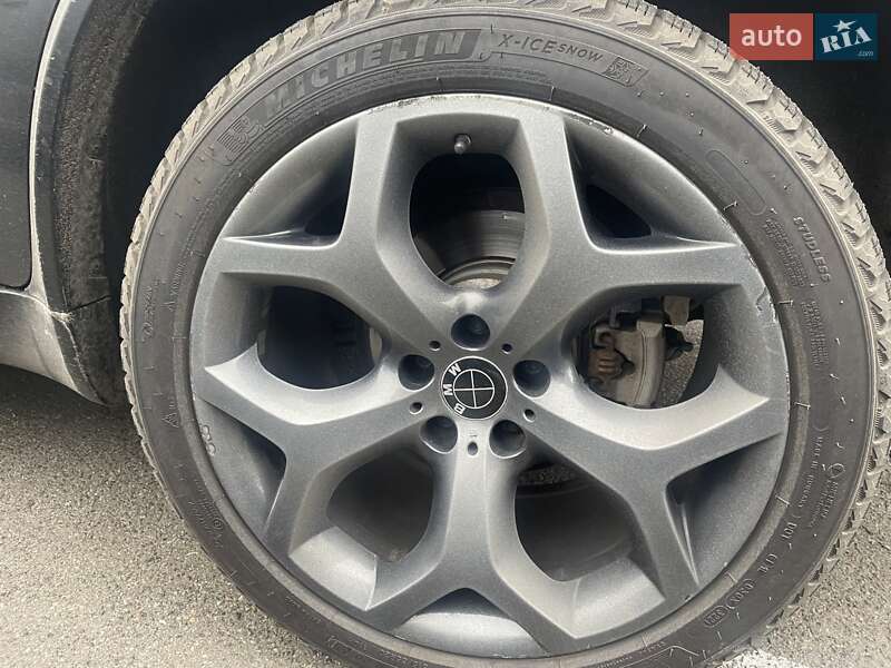 Внедорожник / Кроссовер BMW X5 2008 в Киеве