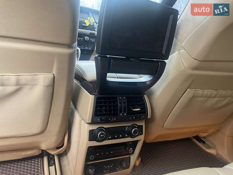 Внедорожник / Кроссовер BMW X5 2008 в Киеве