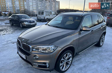 Позашляховик / Кросовер BMW X5 2016 в Львові