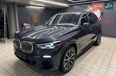 Внедорожник / Кроссовер BMW X5 2021 в Черновцах