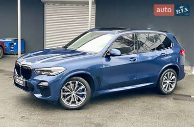 Внедорожник / Кроссовер BMW X5 2019 в 