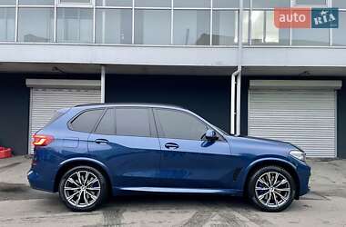 Внедорожник / Кроссовер BMW X5 2019 в 
