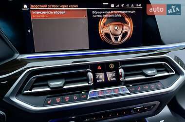 Внедорожник / Кроссовер BMW X5 2019 в 
