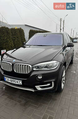 Позашляховик / Кросовер BMW X5 2014 в 