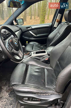 Внедорожник / Кроссовер BMW X5 2001 в 