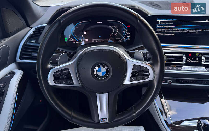 Позашляховик / Кросовер BMW X5 2022 в Чернівцях