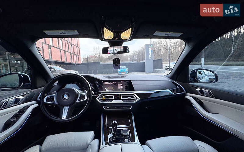 Позашляховик / Кросовер BMW X5 2022 в Чернівцях