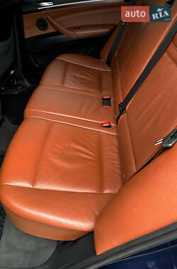 Внедорожник / Кроссовер BMW X5 2011 в 