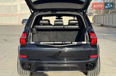 Внедорожник / Кроссовер BMW X5 2011 в 
