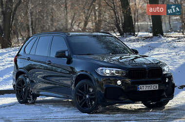 Позашляховик / Кросовер BMW X5 2015 в Івано-Франківську