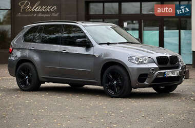 Позашляховик / Кросовер BMW X5 2011 в 