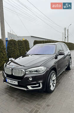 Позашляховик / Кросовер BMW X5 2014 в 
