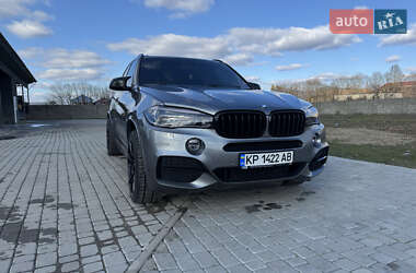 Позашляховик / Кросовер BMW X5 2016 в 
