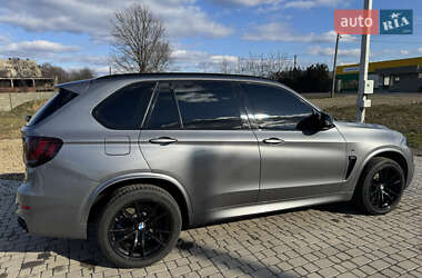 Позашляховик / Кросовер BMW X5 2016 в 