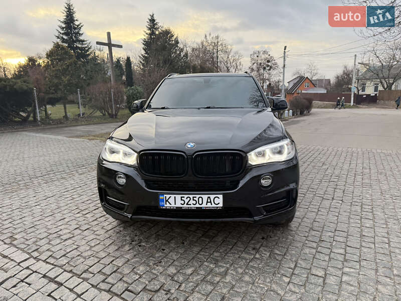 Внедорожник / Кроссовер BMW X5 2016 в 
