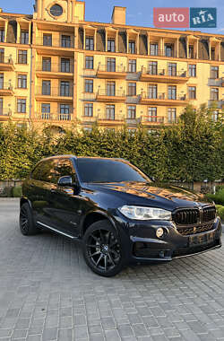 Позашляховик / Кросовер BMW X5 2015 в 