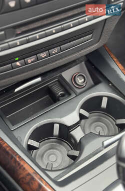 Позашляховик / Кросовер BMW X5 2011 в 