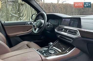 Внедорожник / Кроссовер BMW X5 2019 в 