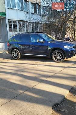 Позашляховик / Кросовер BMW X5 2011 в Чернівцях