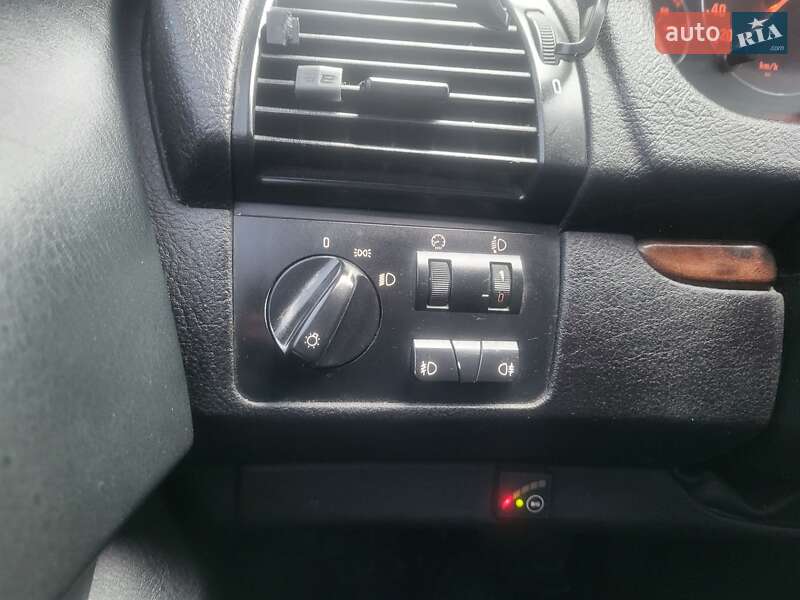 Позашляховик / Кросовер BMW X5 2001 в Хмельницькому