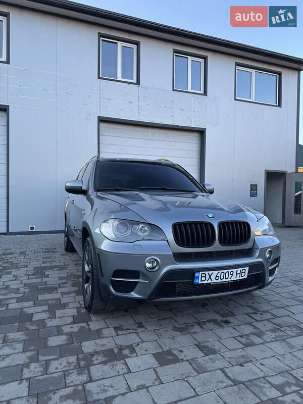 Внедорожник / Кроссовер BMW X5 2010 в Хмельницком