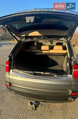 Позашляховик / Кросовер BMW X5 2009 в 