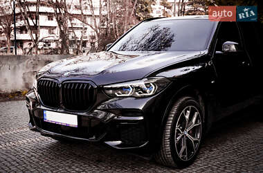 Внедорожник / Кроссовер BMW X5 2022 в Виноградове