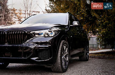 Внедорожник / Кроссовер BMW X5 2022 в Виноградове