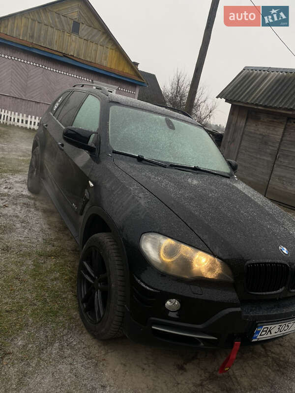 Внедорожник / Кроссовер BMW X5 2007 в Рокитном