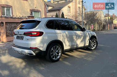 Внедорожник / Кроссовер BMW X5 2021 в Киеве