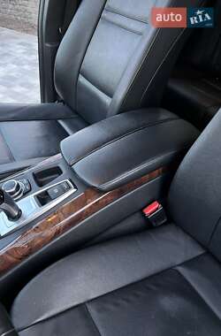 Внедорожник / Кроссовер BMW X5 2011 в 